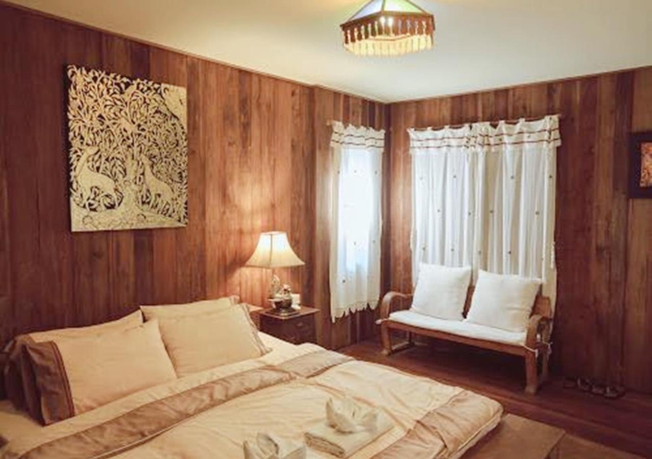 Tanita House Panzió Csiangmaj Kültér fotó