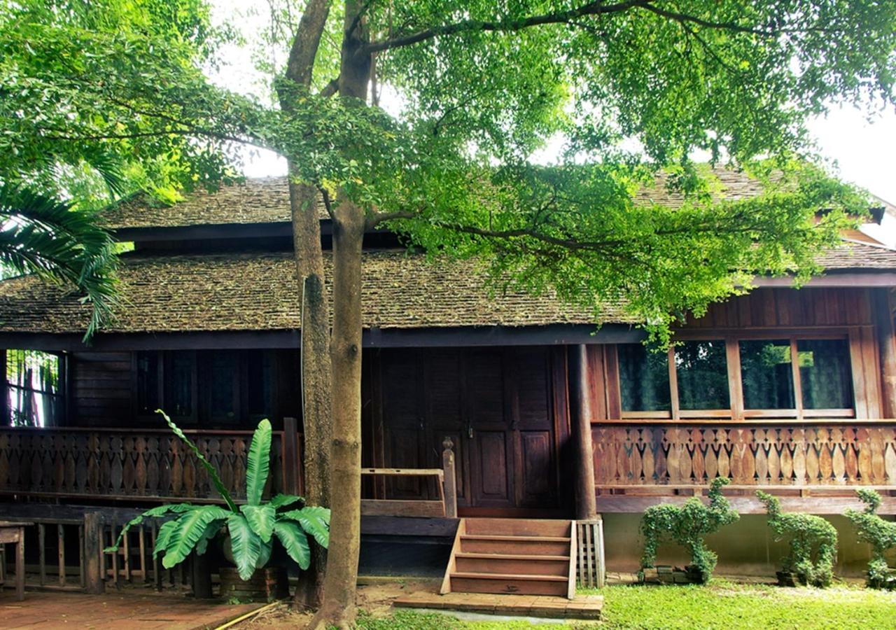 Tanita House Panzió Csiangmaj Kültér fotó